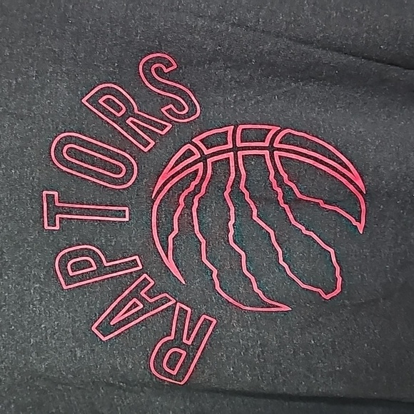 NBA Toronto Raptors black XXL short sleeve shirt - Picture 2 of 6